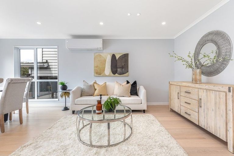 Photo of property in 123c Forrest Hill Road, Forrest Hill, Auckland, 0620