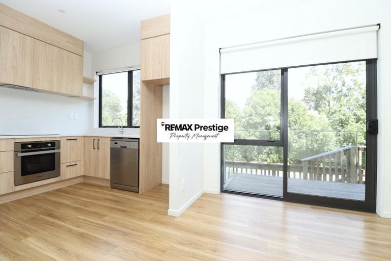 Photo of property in 2 Korokio Lane, Henderson, Auckland, 0612