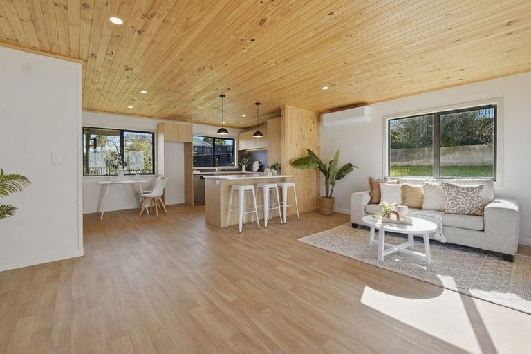 Photo of property in 94a Harbour View Road, Omokoroa, 3114