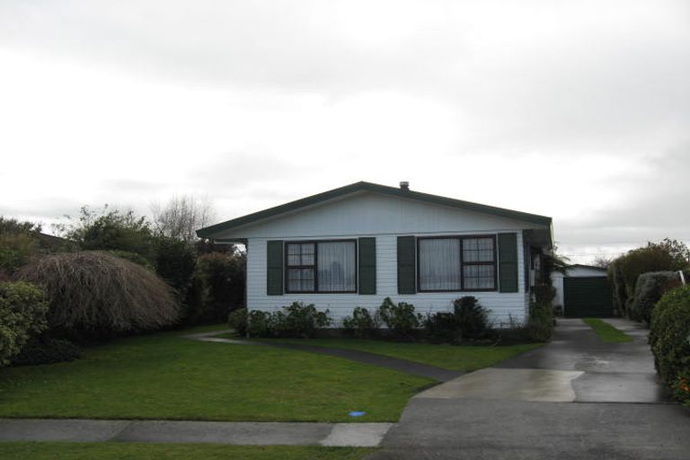 Photo of property in 21 Lowes Place, Solway, Masterton, 5810