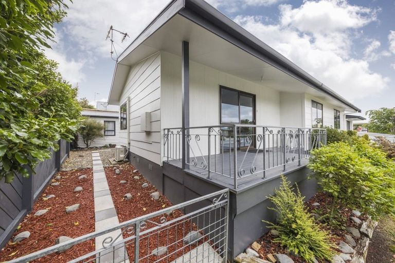Photo of property in 15 Caroline Drive, Feilding, 4702
