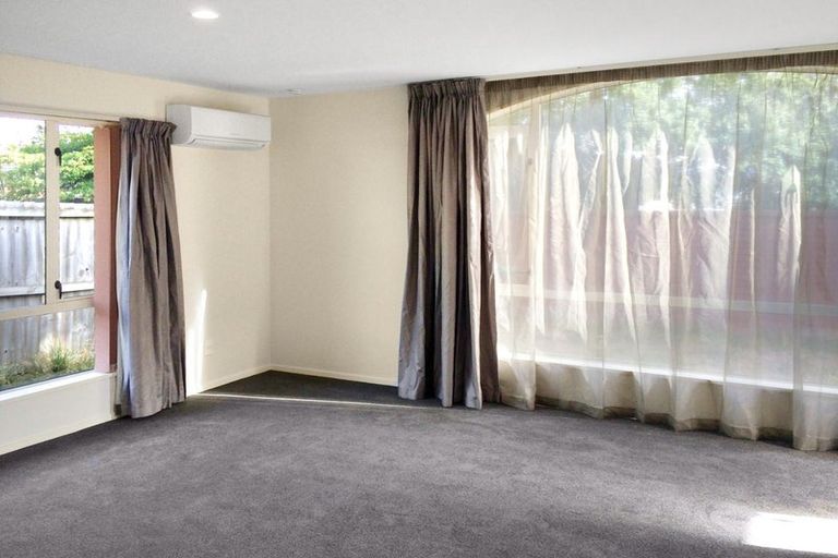 Photo of property in 14 York Tong Place, Addington, Christchurch, 8024