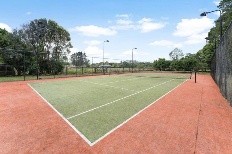 Photo of property in 37 Green Road, Dairy Flat, Albany, 0792