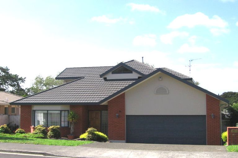 Photo of property in 41 Millstream Drive, Henderson, Auckland, 0610