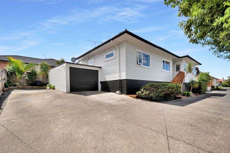 Photo of property in 23a Elliot Street, Howick, Auckland, 2014
