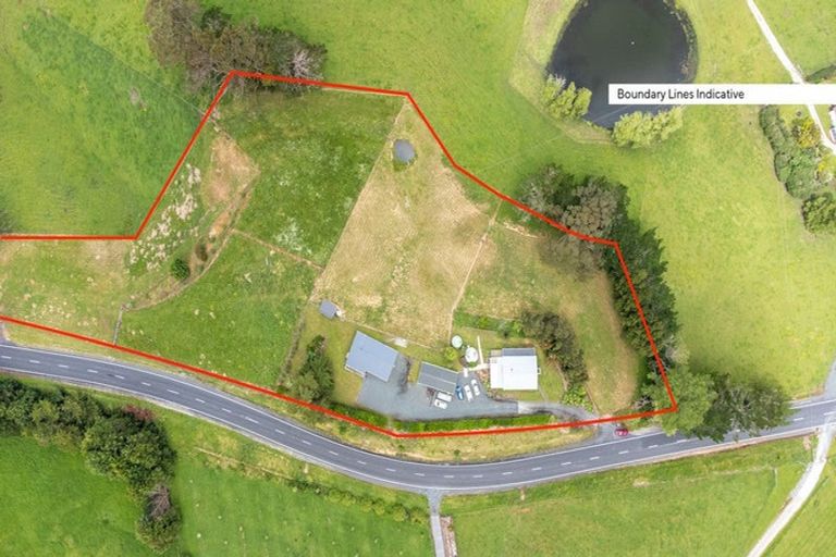 Photo of property in 158 Waiteitei Road, Wellsford, 0974