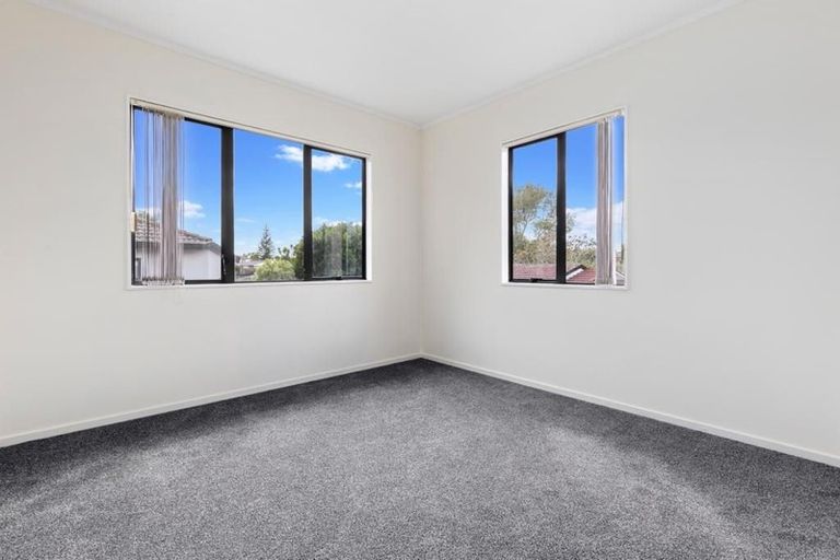 Photo of property in 1/12 Fairview Road, Papatoetoe, Auckland, 2025