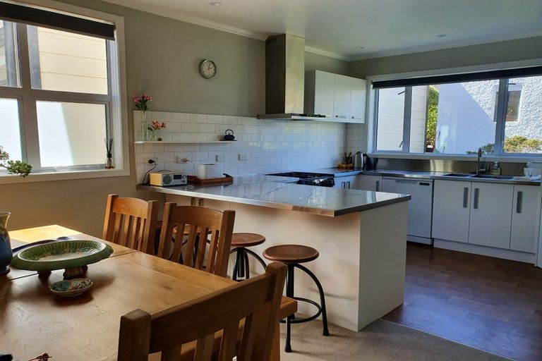 Photo of property in 30 Hiropi Street, Newtown, Wellington, 6021