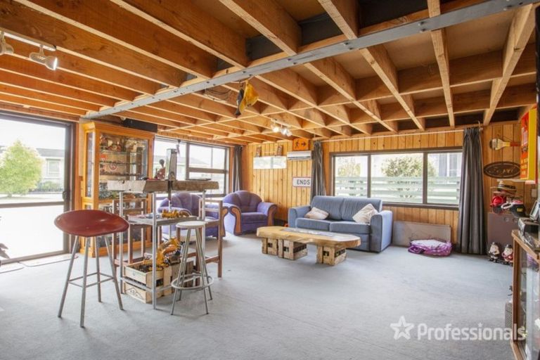 Photo of property in 69 Park Road, Carterton, 5713