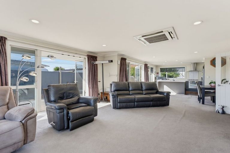 Photo of property in 2 Redwood Street, Temuka, 7920