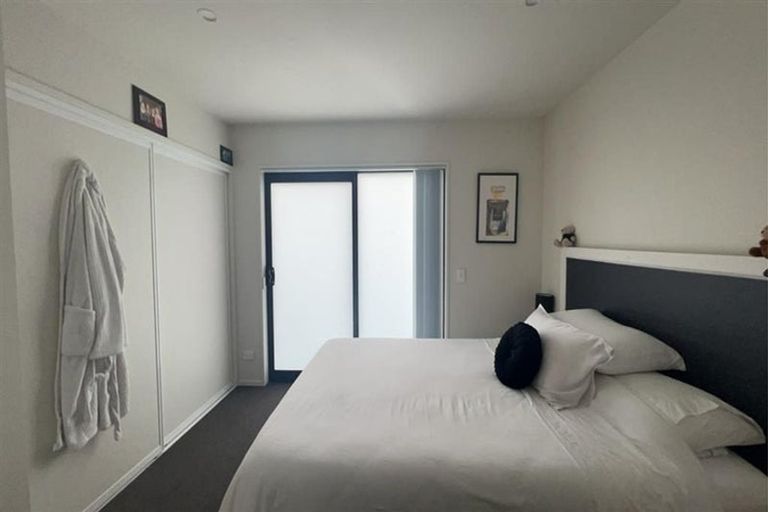 Photo of property in 78 Marine Parade, North New Brighton, Christchurch, 8083