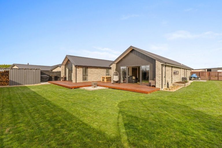 Photo of property in 39 Plover Avenue, Amberley, 7410