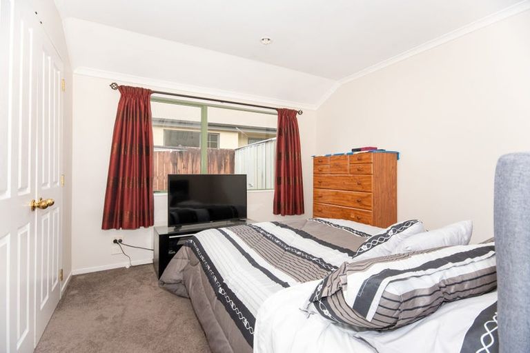 Photo of property in 49 Cairns Crescent, Rototuna, Hamilton, 3210