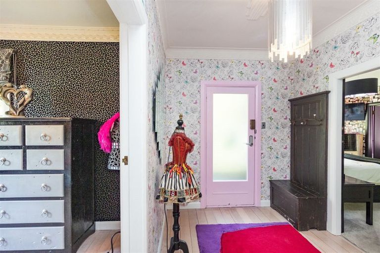 Photo of property in 15 Ake Ake Avenue, Hokowhitu, Palmerston North, 4410