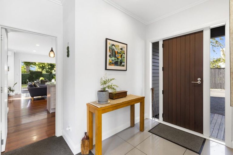 Photo of property in 21 Redhaven Place, Bethlehem, Tauranga, 3110