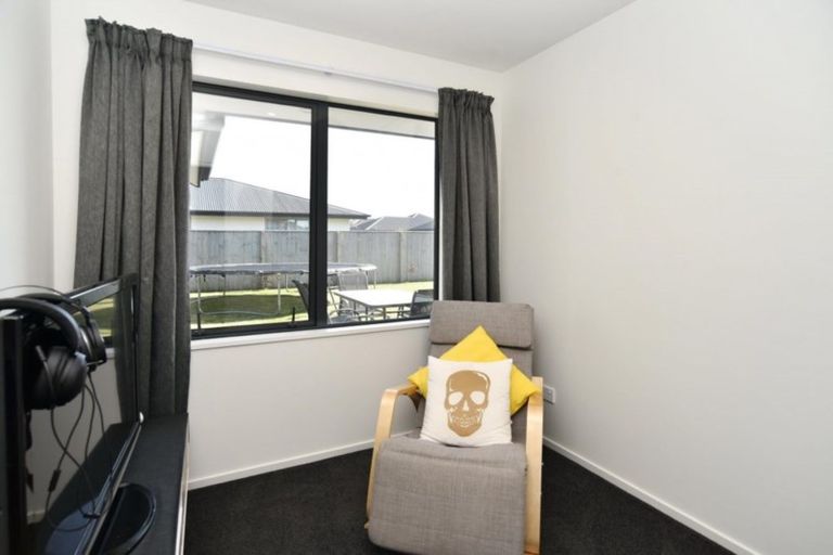 Photo of property in 58 Bayliss Drive, Kaiapoi, 7630