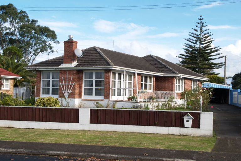 Photo of property in 78 Hallberry Road, Mangere East, Auckland, 2024