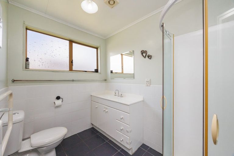 Photo of property in 35 Severn Street, Rongotea, 4476