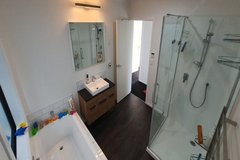 Photo of property in 11 Havana Rise, Grenada Village, Wellington, 6037