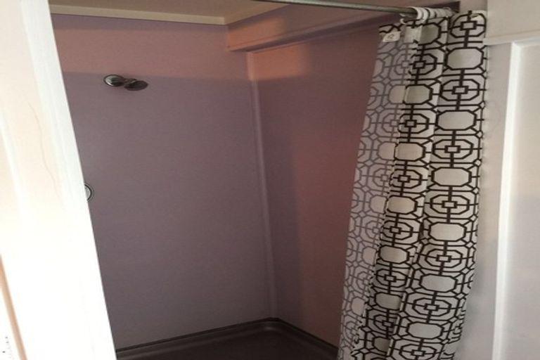 Photo of property in 477 Kaikorai Valley Road, Bradford, Dunedin, 9011