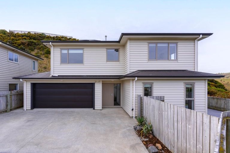 Photo of property in 30b Havana Rise, Grenada Village, Wellington, 6037