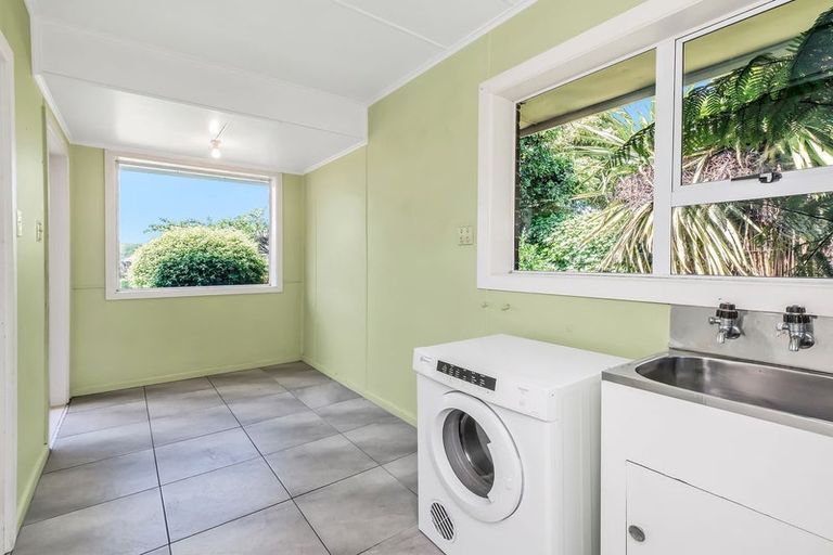 Photo of property in 33 Banks Avenue, Dallington, Christchurch, 8061