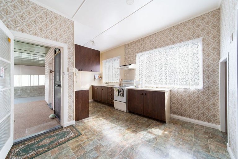 Photo of property in 53 Valley Road, Hikurangi, 0114