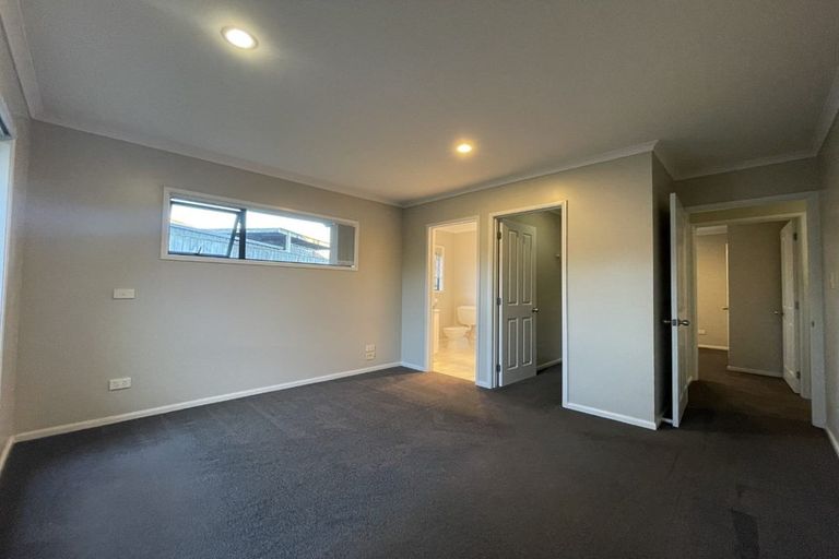 Photo of property in 9 Anrath Close, East Tamaki, Auckland, 2016