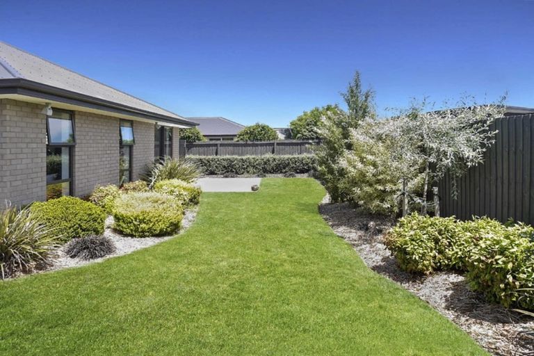 Photo of property in 9 Gosling Crescent, Halswell, Christchurch, 8025