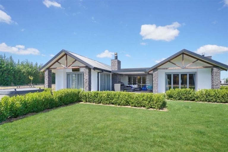 Photo of property in 72 Tupelo Place, Swannanoa, Rangiora, 7476