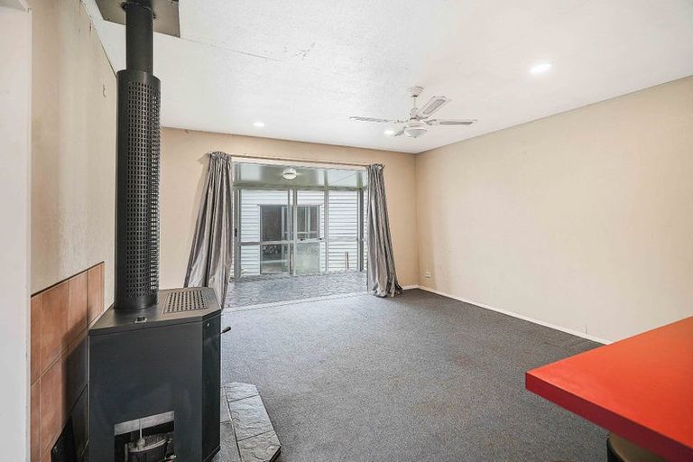 Photo of property in 7 Mckellar Place, Hornby, Christchurch, 8042