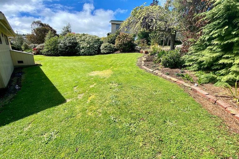 Photo of property in 1 Riverview Lane, Balclutha, 9230