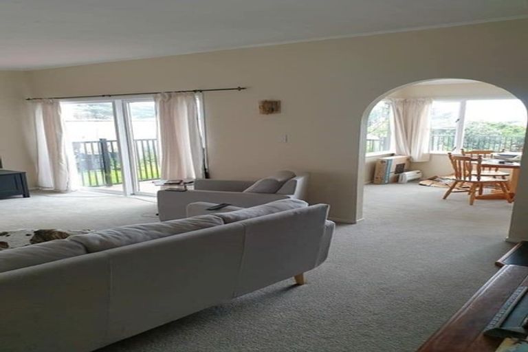 Photo of property in 28 The Quarterdeck, Whitby, Porirua, 5024