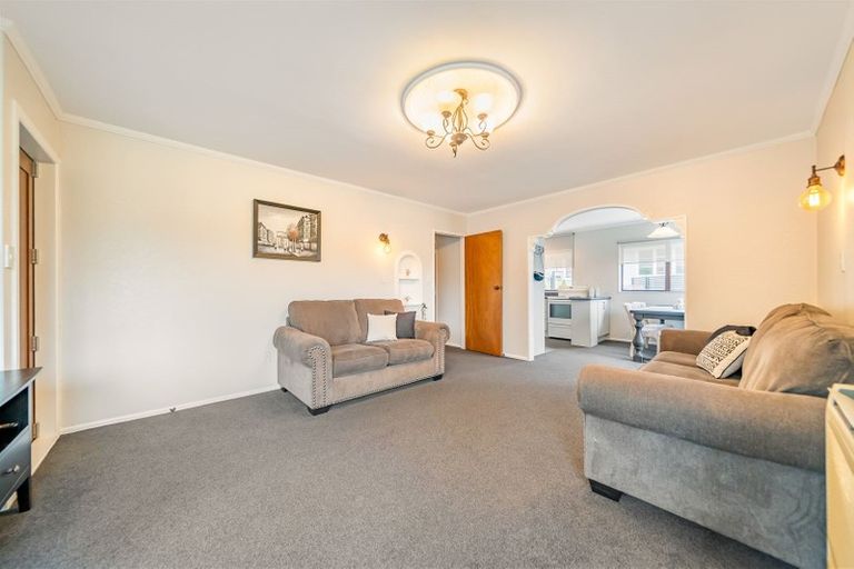 Photo of property in 1/63 Fraser Crescent, Elderslea, Upper Hutt, 5018