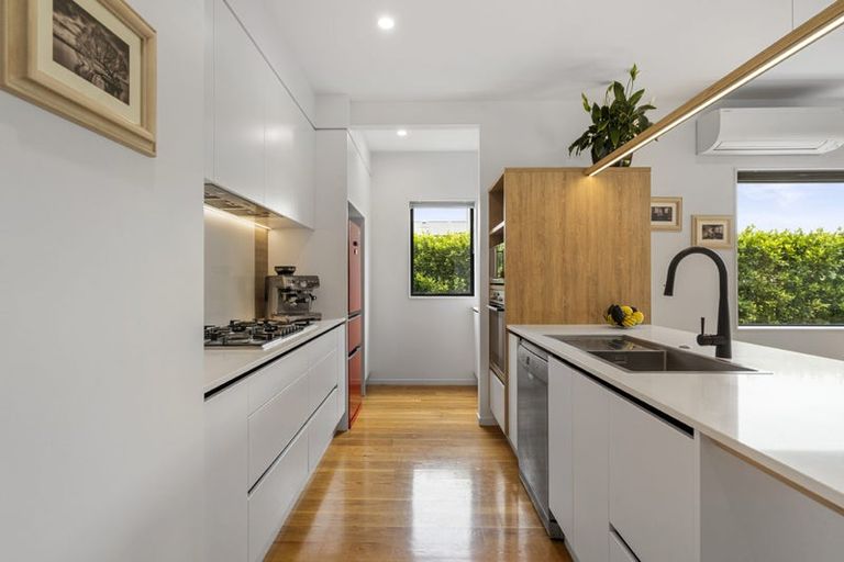 Photo of property in 133 Glenvar Ridge Road, Long Bay, Auckland, 0630