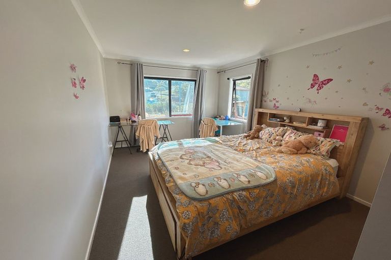 Photo of property in 16 Frankie Stevens Place, Riverstone Terraces, Upper Hutt, 5018