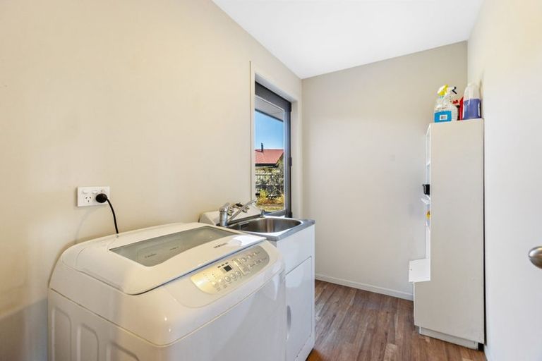 Photo of property in 21 Frye Crescent, Albert Town, Wanaka, 9305