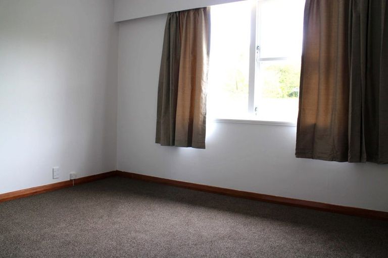 Photo of property in 9 Radnall Way, Johnsonville, Wellington, 6037