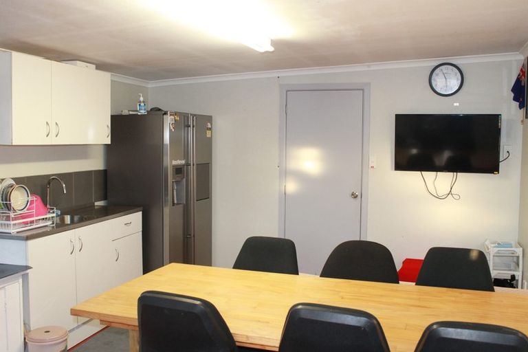 Photo of property in 11 Ben Lora Place, Mangere East, Auckland, 2024