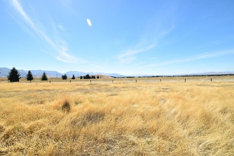 Photo of property in 122 The Drive, Twizel, 7999