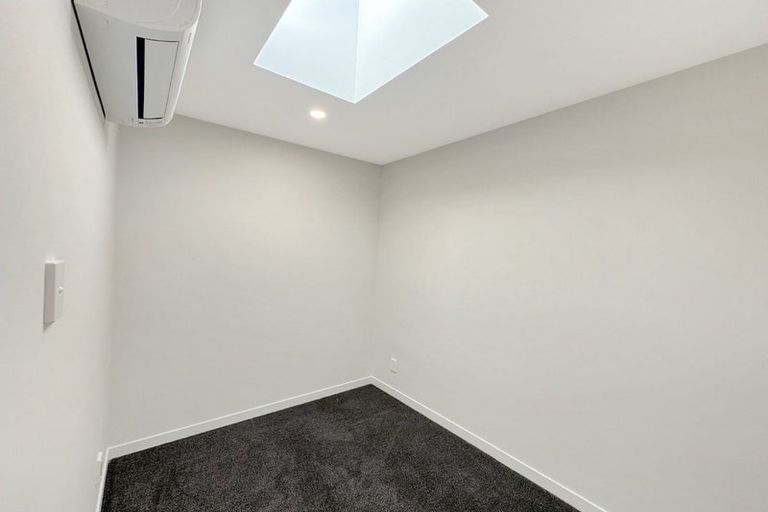 Photo of property in 9/28 Ludlow Terrace, Totara Vale, Auckland, 0627