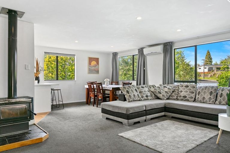 Photo of property in 88 Taharepa Road, Hilltop, Taupo, 3330