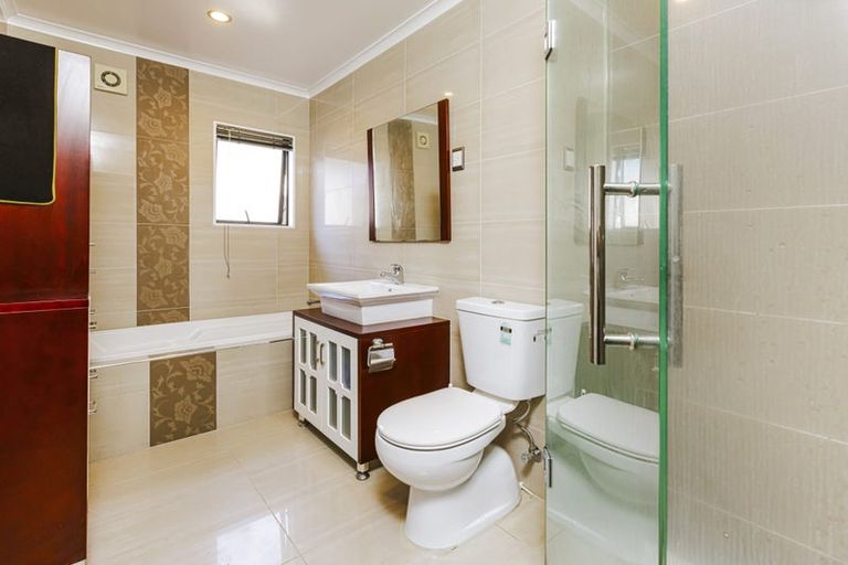 Photo of property in 8 Lyell Court, Clover Park, Auckland, 2019