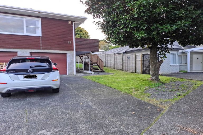 Photo of property in 1/45 Evelyn Place, Hillcrest, Auckland, 0627