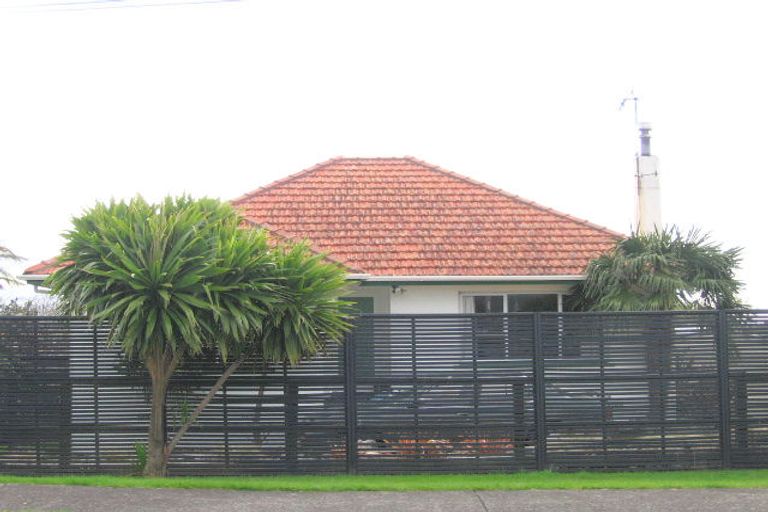 Photo of property in 17 Rawhiti Street, Greerton, Tauranga, 3112