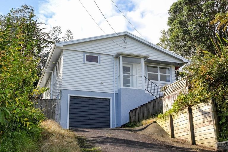 Photo of property in 9 Sardinha Place, Marfell, New Plymouth, 4310