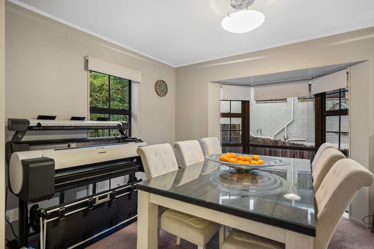 Photo of property in 2/97 Matipo Road, Mairangi Bay, Auckland, 0630