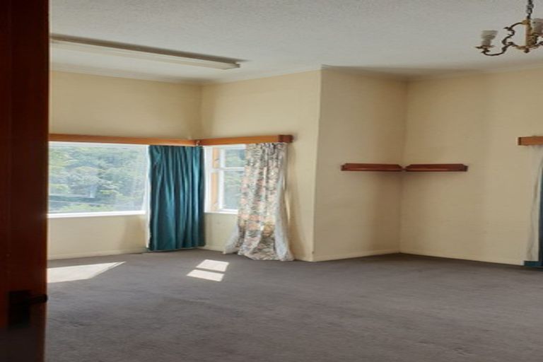 Photo of property in 33 Duncan Terrace, Kilbirnie, Wellington, 6022