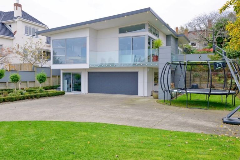 Photo of property in 25 Leven Street, Roslyn, Dunedin, 9010