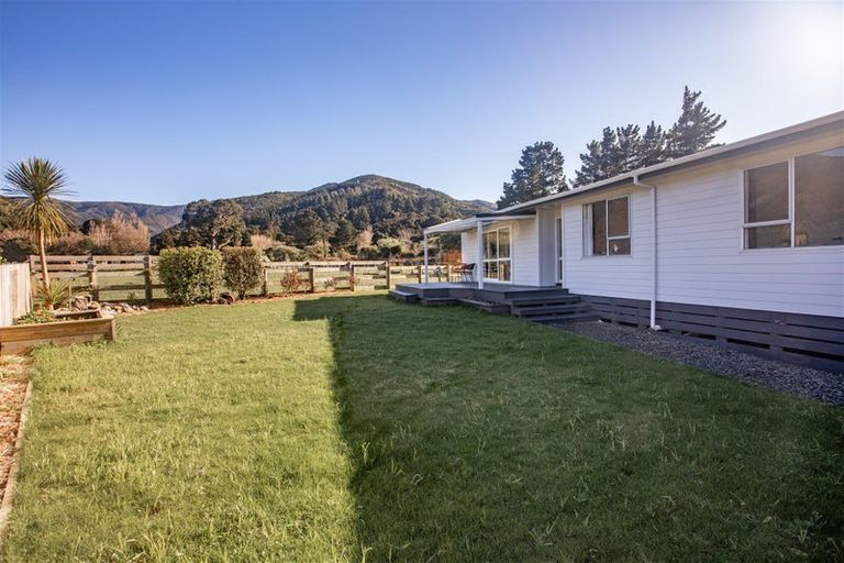 Photo of property in 119 Watt Street, Featherston, 5710